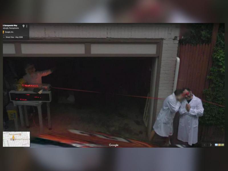 Mad Scientists at Work 34