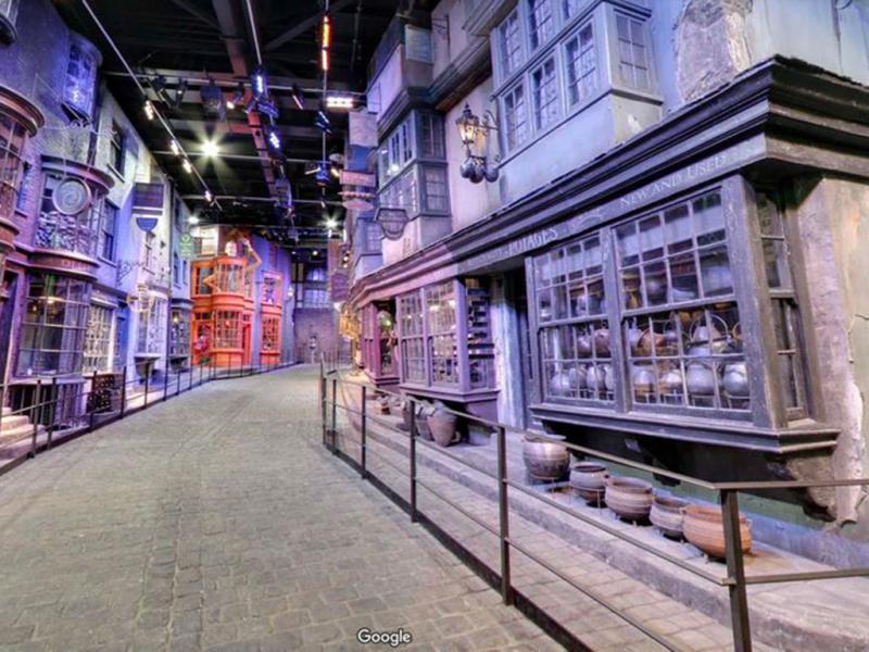 Diagon Alley is Real! 7