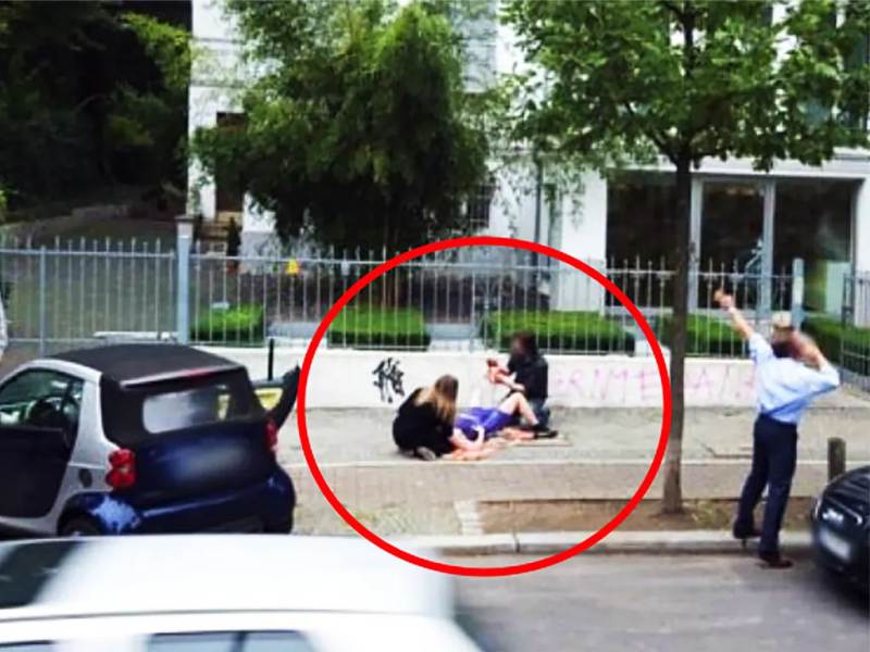 Bizarre Google Street Images That Tell A Unbelievable Story