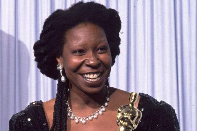 Whoopi Goldberg, No Ghost 37