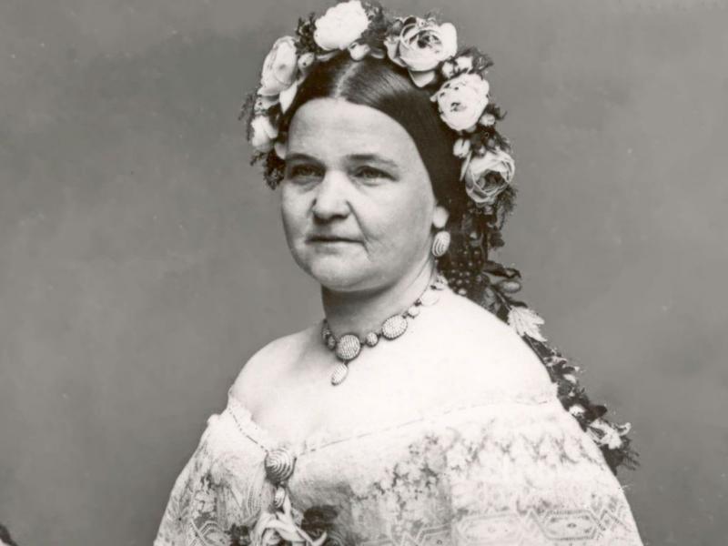 Mary Todd Lincoln Held Séances 4