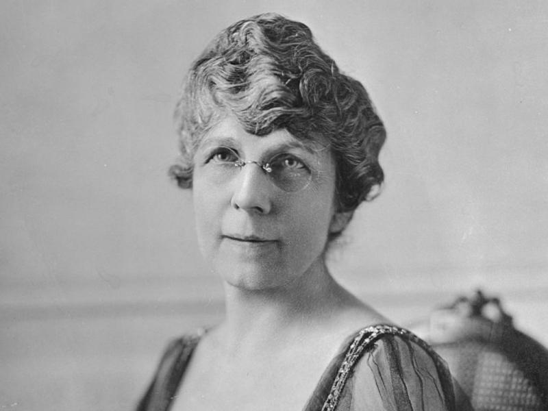 Florence Harding Was a Bartender During Prohibition 7