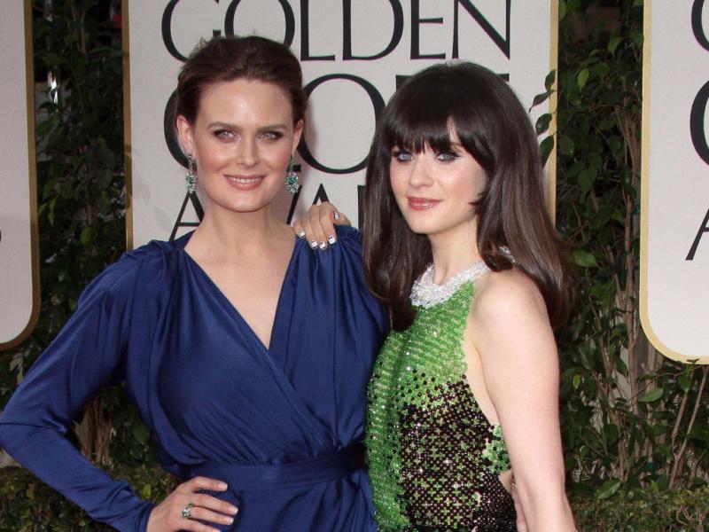 Zooey and Emily Deschanel 23