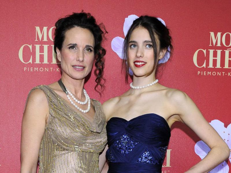 Margaret Qualley and Andie MacDowell 25