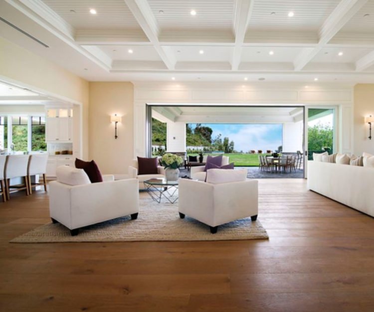 Sneak Peak Inside Outrageous Celebrity Homes 16. Kylie Jenner